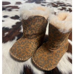 UGG Australia Jesse Leopard Baby Boots Brown Cheetah Size 2/3